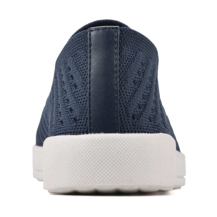 Courage Slip-on Sneaker