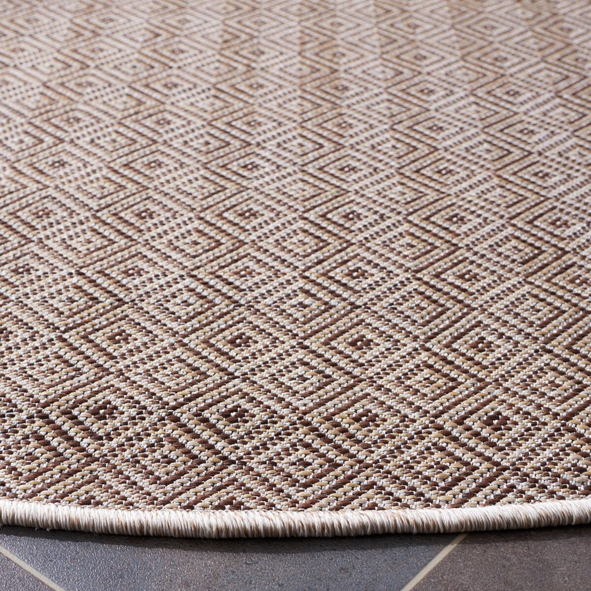  Safavieh Hampton 230 Indoor / Outdoor Rug - Brown - Bonton