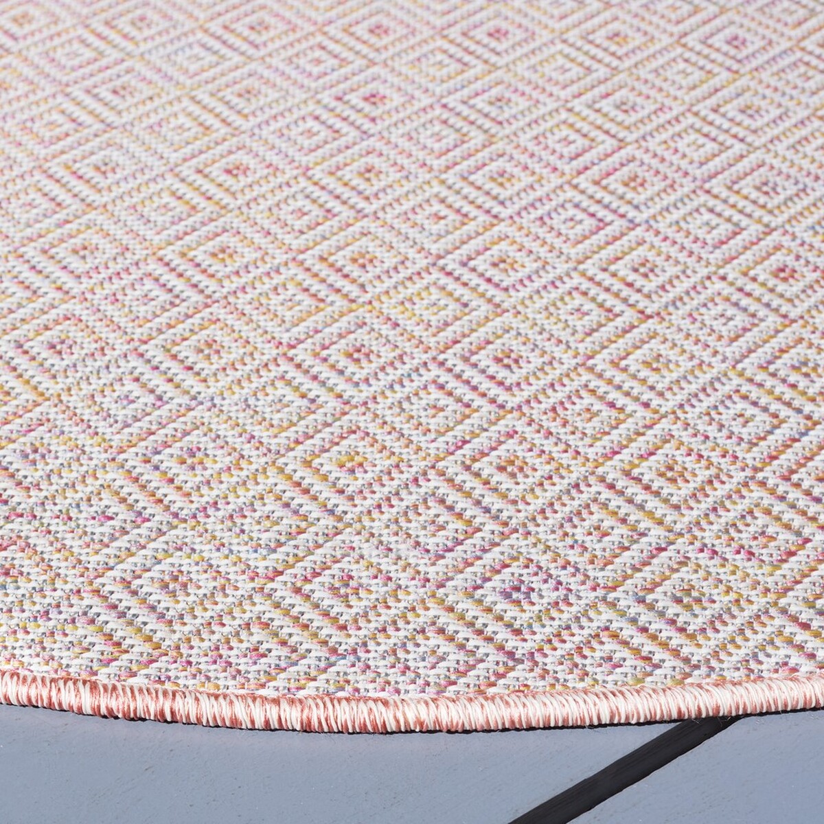  Safavieh Hampton 230 Indoor / Outdoor Rug - Light Pink / Multi - Bonton