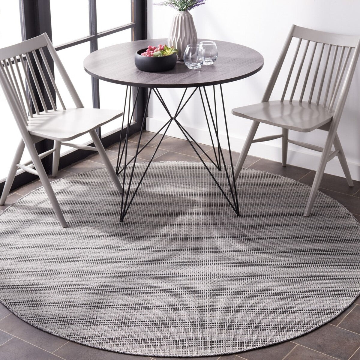  Safavieh Hampton 231 Indoor / Outdoor Rug - Black / Ivory - Bonton