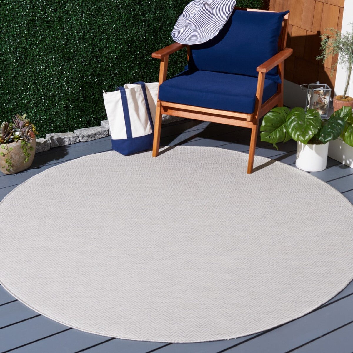  Safavieh Hampton 233 Indoor / Outdoor Rug - Beige / Ivory - Bonton