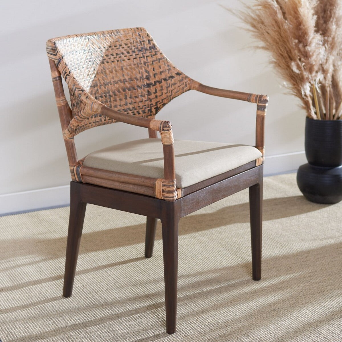  Safavieh Carlo Armchair - Brown - Bonton